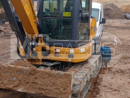 Техническое обслуживание мини-экскаватора XCMG XE55U - 1
